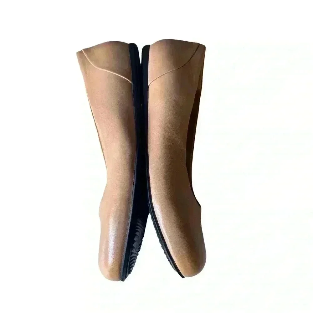 SOFTWALK •WOMEN’S TAUPE ROUND TOE FLATS•SIZE 8•NEW NO BOX